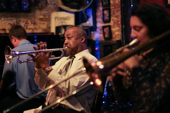 Toronto trad trombonist Charlotte McAfee-Brunner (r) at the Spotted Cat jazz club in New Orleans.